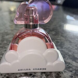 Ariana Grande Pink Perfume Bottle/ Ariana Grande Cloud Pink